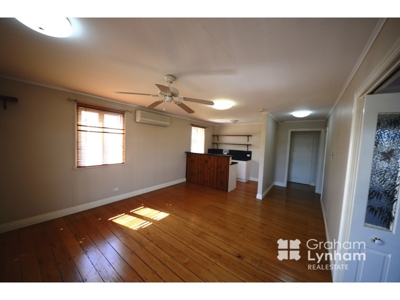 93 Perkins Street, South Townsville QLD 4810