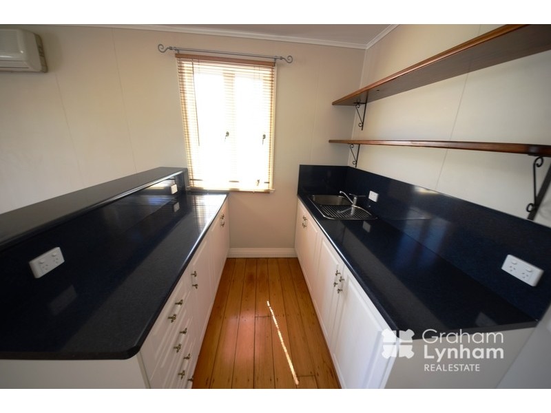 93 Perkins Street, South Townsville QLD 4810