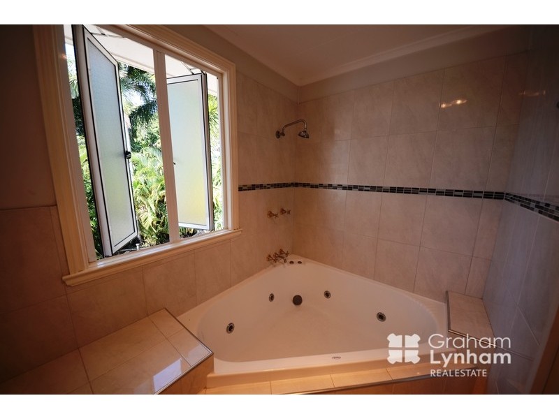 93 Perkins Street, South Townsville QLD 4810