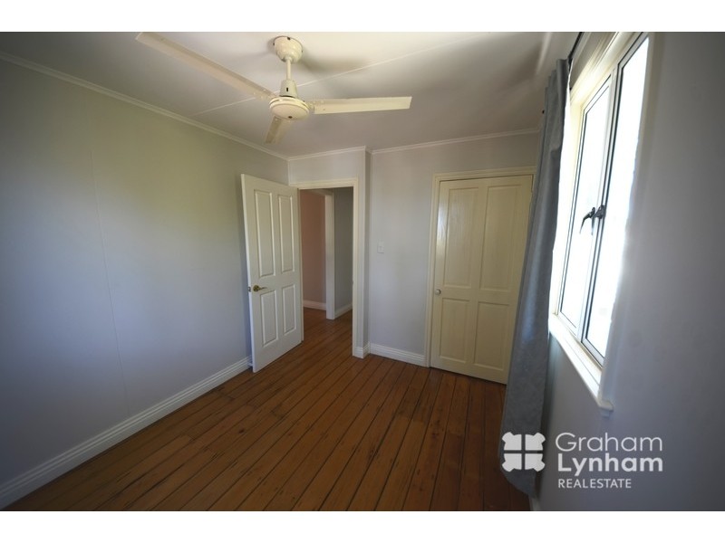 93 Perkins Street, South Townsville QLD 4810