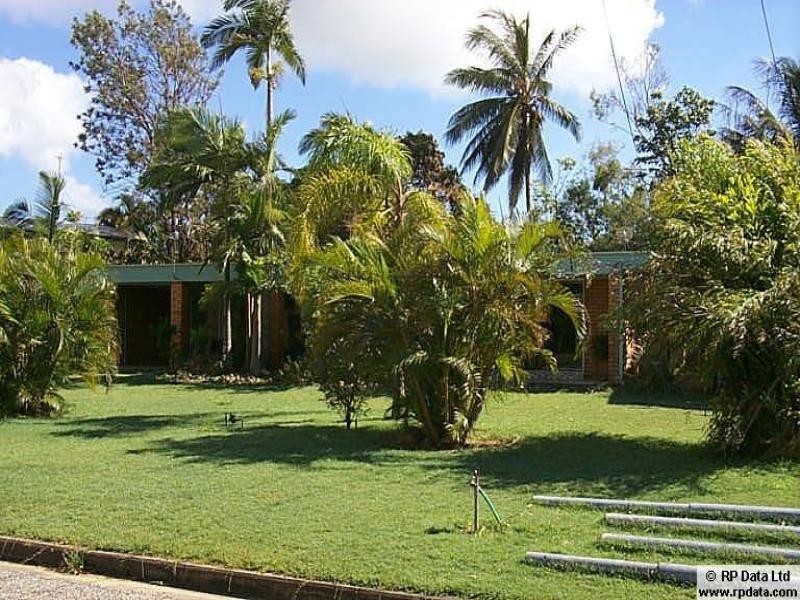 11 Buckby, Pallarenda QLD 4810