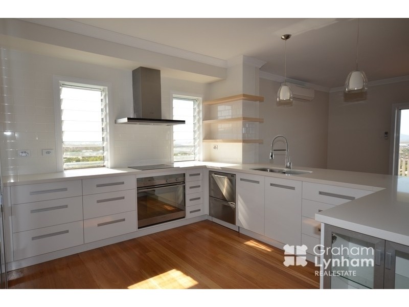 6  Kallanda Street, Mount Louisa QLD 4814