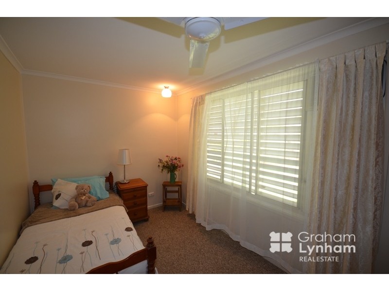 17 President Street, Kirwan QLD 4817