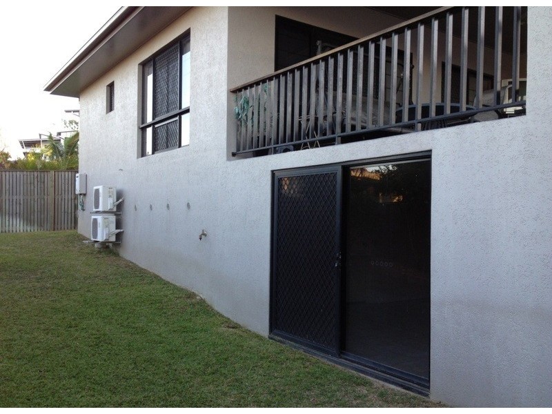 7 Platypus Street, Bushland Beach QLD 4818