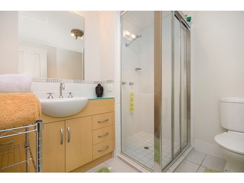 206/9 Anthony Street, South Townsville QLD 4810