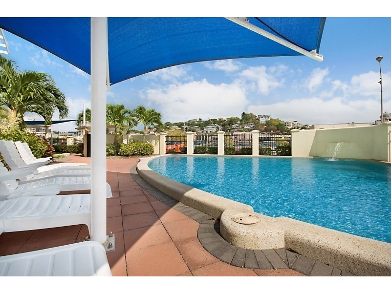 206/9 Anthony Street, South Townsville QLD 4810