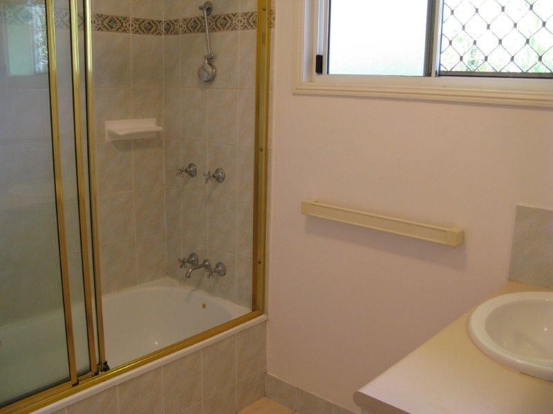 4/102 Cook Street, North Ward QLD 4810