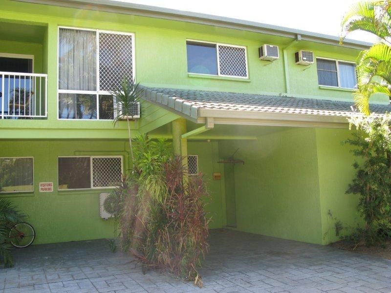 4/102 Cook Street, North Ward QLD 4810