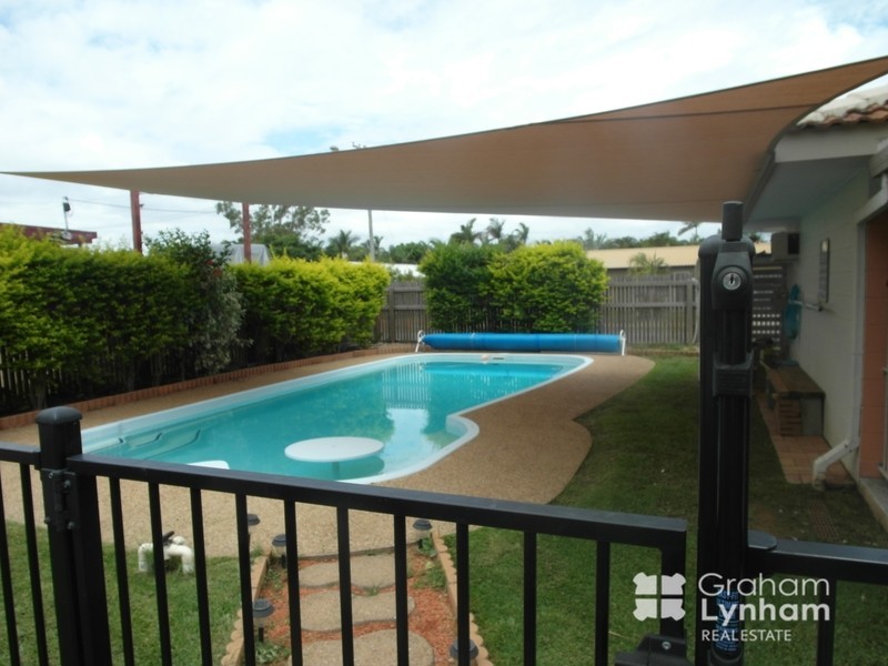 203 Pinnacle Drive, Rasmussen QLD 4815