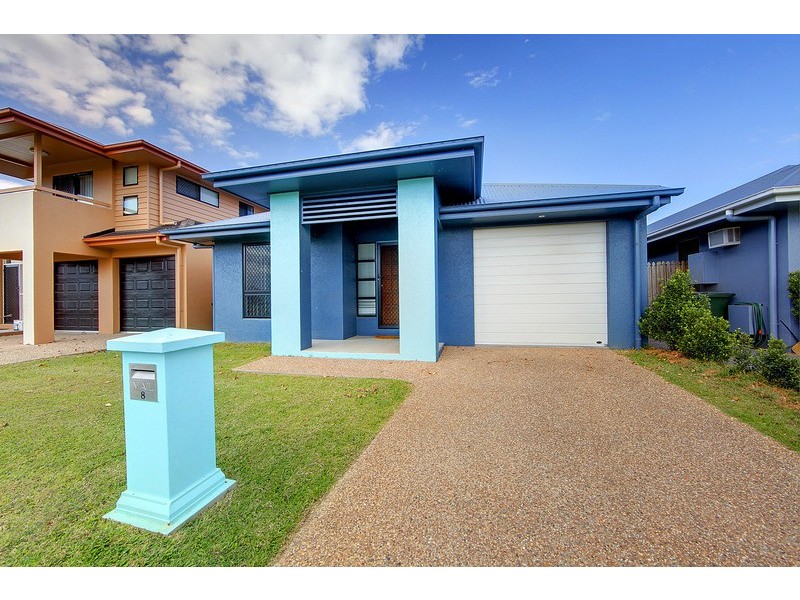 8 Laurie Mottie Parade, Kirwan QLD 4817