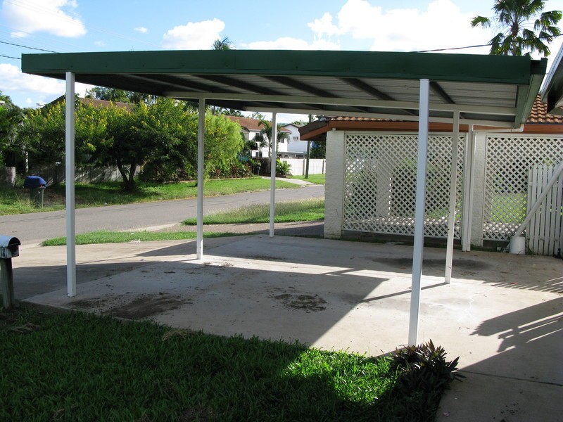 9 Salina Drive, Kelso QLD 4815