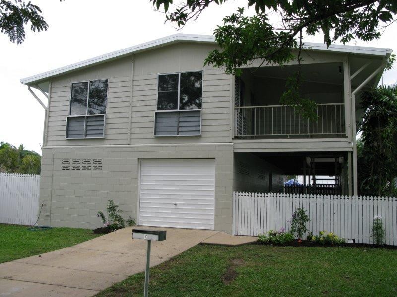 7 Childers Court, Kirwan QLD 4817
