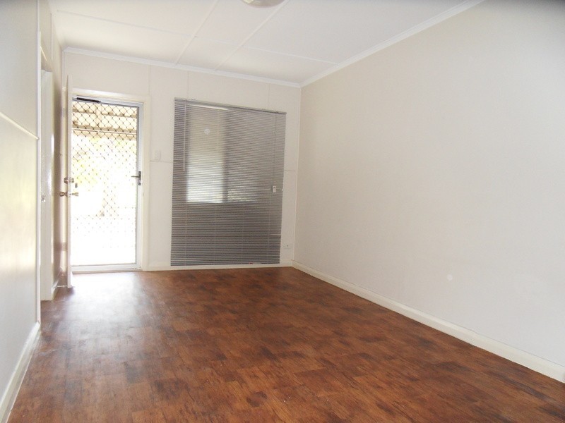 4/5B Warburton Street, North Ward QLD 4810