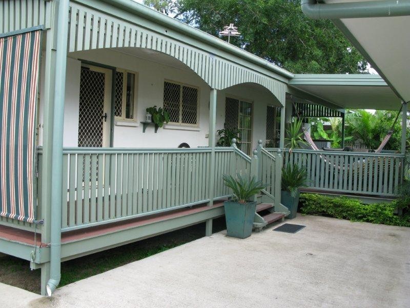 1 Raven Court, Kelso QLD 4815