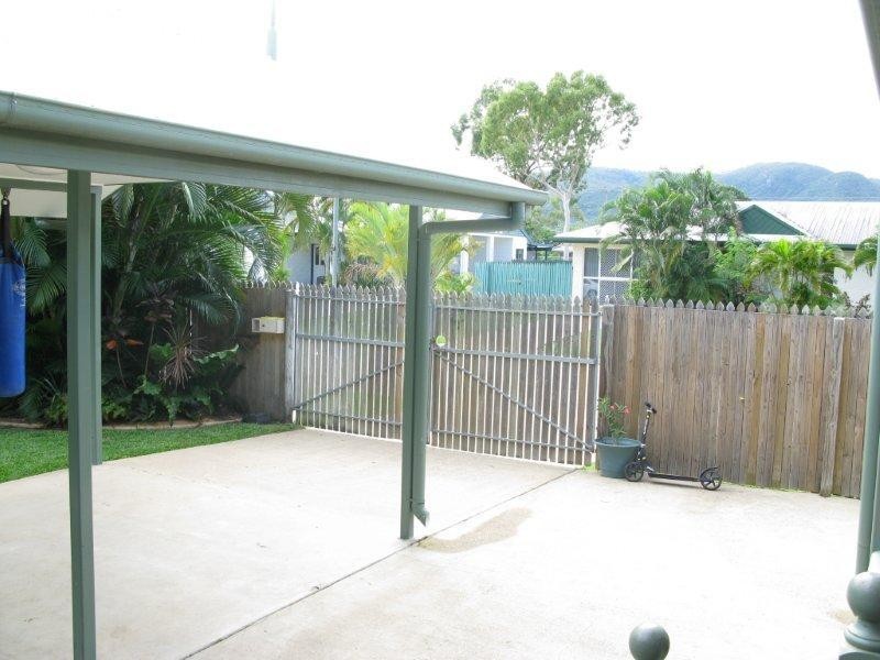 1 Raven Court, Kelso QLD 4815