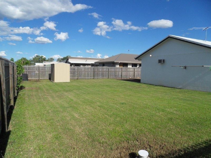 17 Kempton Chase, Burdell QLD 4818