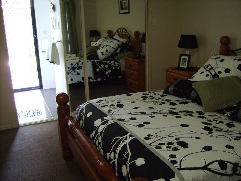 67 Bamboo Crescent, Mount Louisa QLD 4814