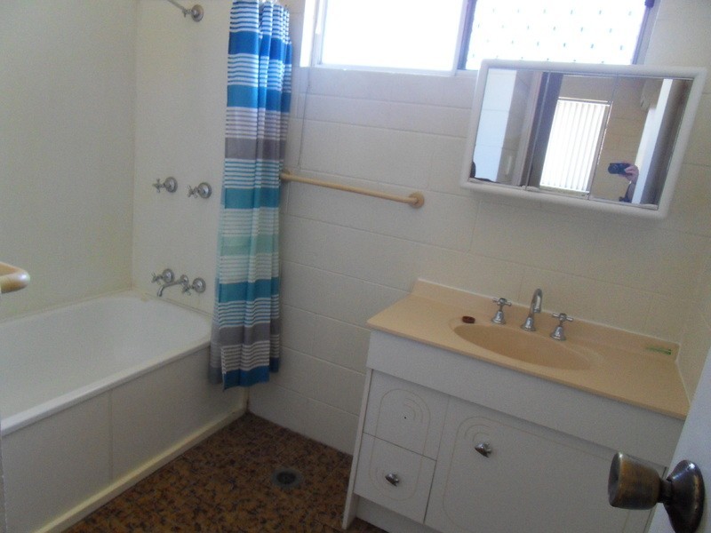 3 Lewin Court, Mount Louisa QLD 4814