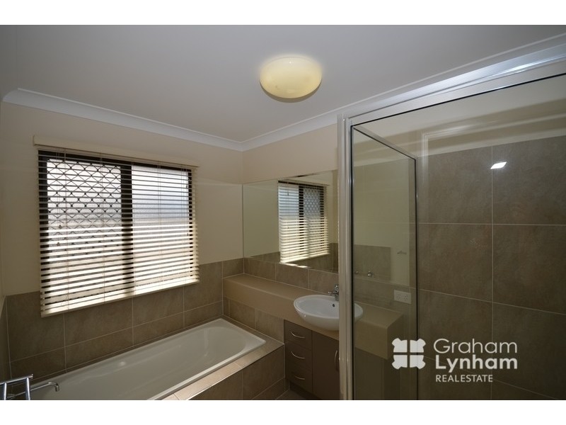 30 Stoneville Circuit, Mount Louisa QLD 4814