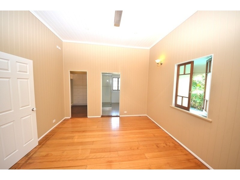 Belgian Gardens QLD 4810