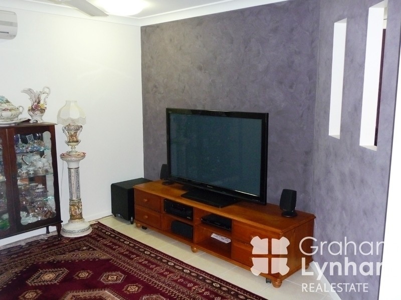 Bushland Beach QLD 4818