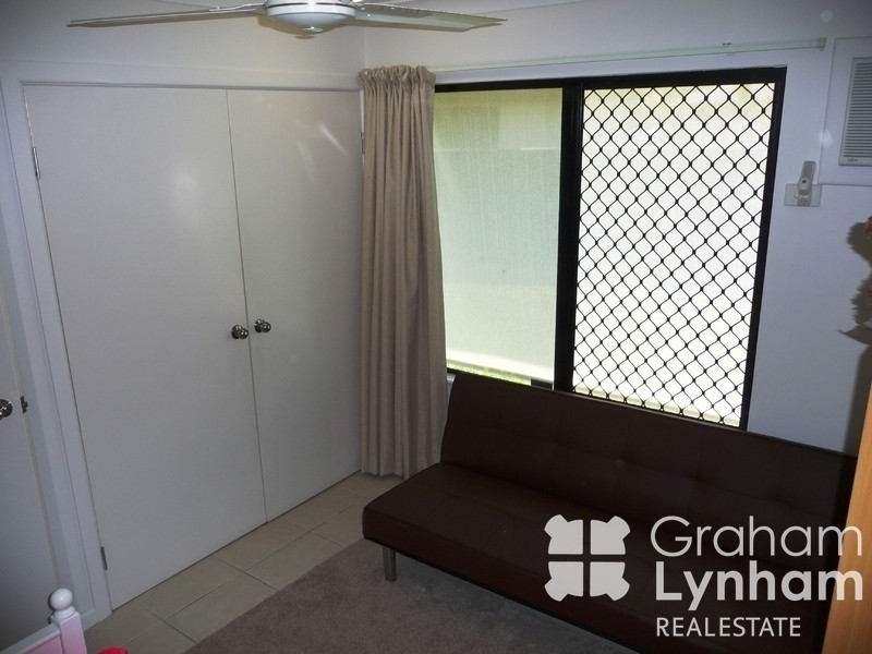 Bushland Beach QLD 4818