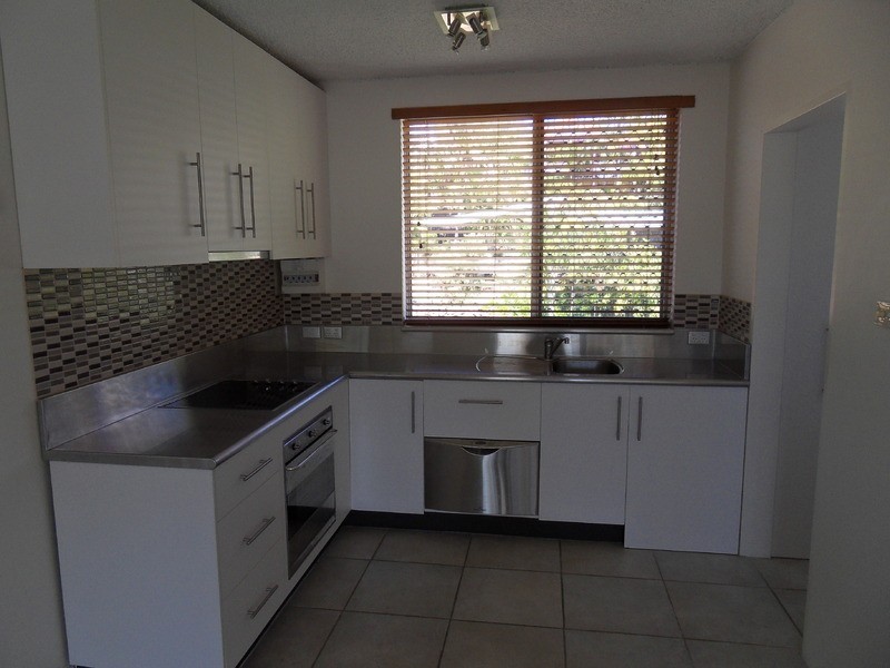 11/17 Stanton Terrace, North Ward QLD 4810