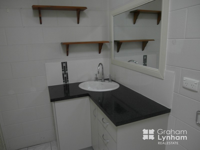 203 Pinnacle Drive, Rasmussen QLD 4815