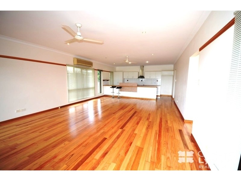 Railway Estate QLD 4810