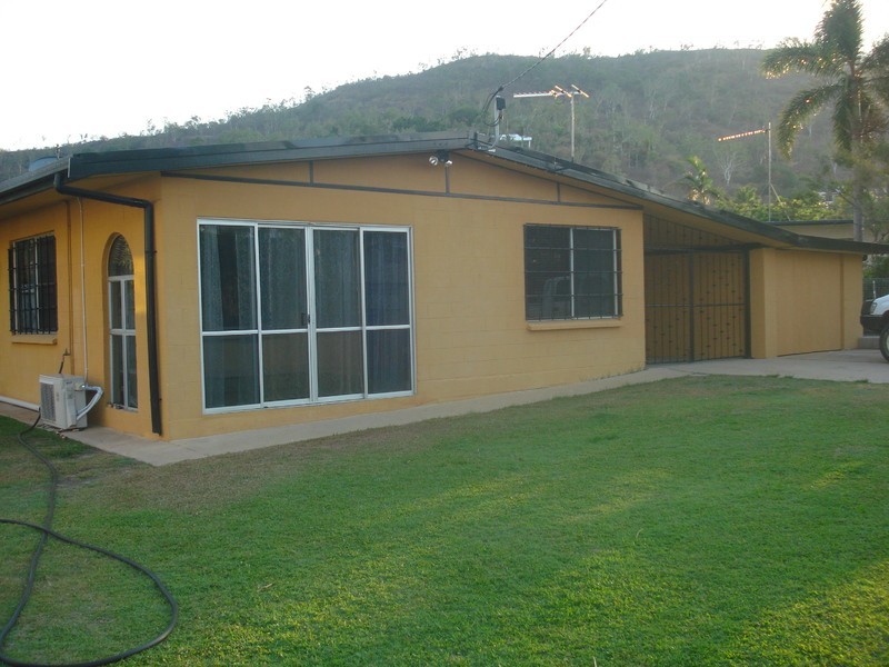 5 Banora Court, Mount Louisa QLD 4814