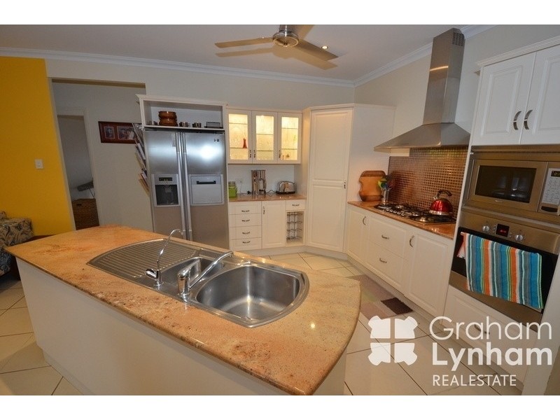 41 Sheerwater Parade, Douglas QLD 4814