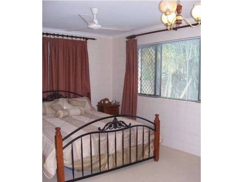 5 Richardson Street, Douglas QLD 4814