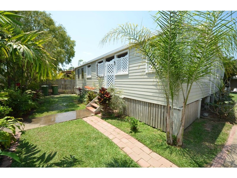 45 Tenth Avenue, Railway Estate QLD 4810