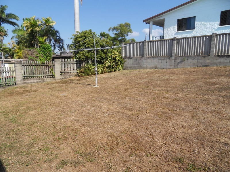 3 Lewin Court, Mount Louisa QLD 4814