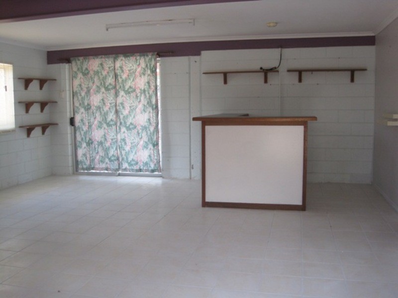 13 Roma, Kelso QLD 4815