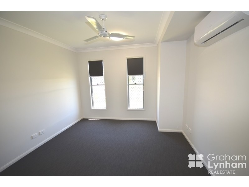 Bushland Beach QLD 4818