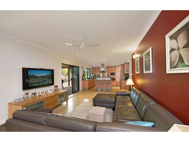 13 Michelia Close, Kirwan QLD 4817