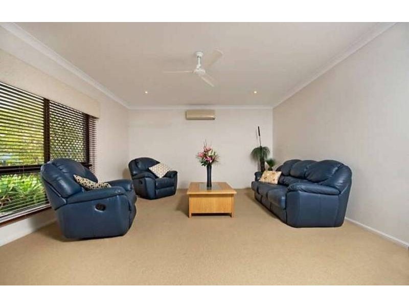 13 Michelia Close, Kirwan QLD 4817