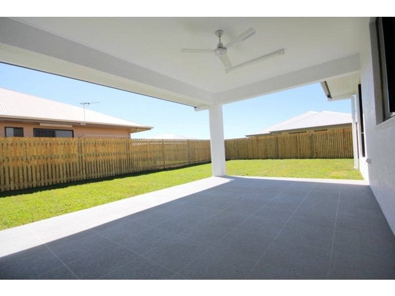 59 Biscayne Street, Burdell QLD 4818