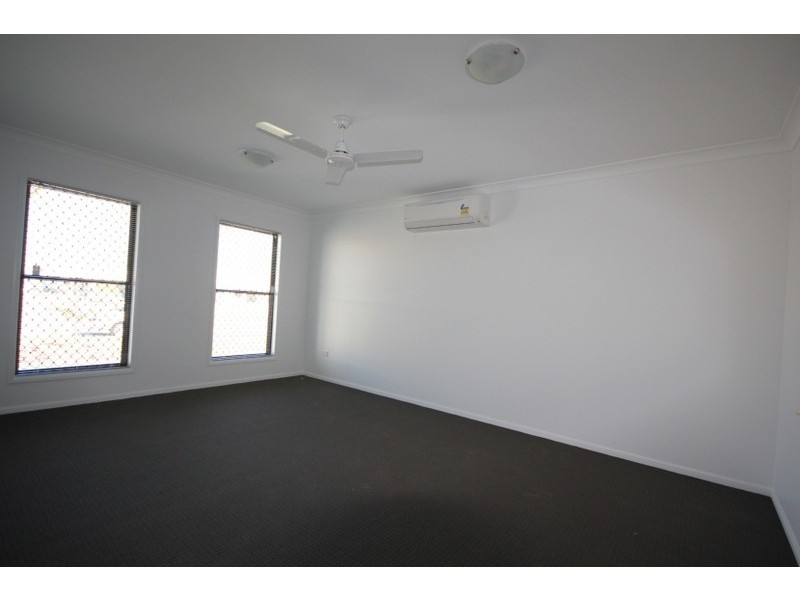 59 Biscayne Street, Burdell QLD 4818