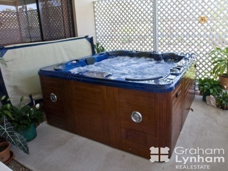 Bohle Plains QLD 4817