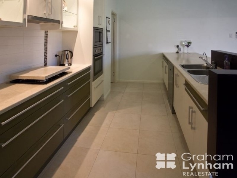 Bohle Plains QLD 4817