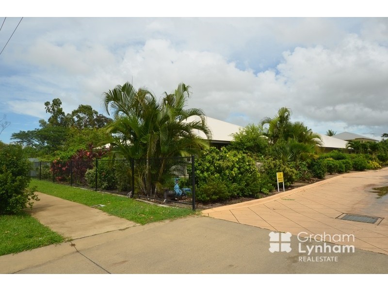 30/53-57 Bergin Road, Cranbrook QLD 4814