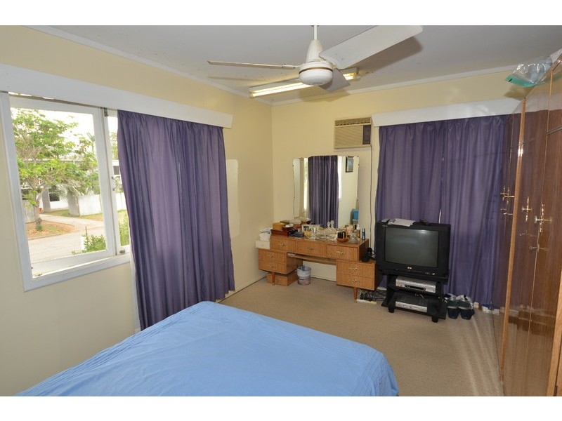 17 Carlisle Street, Cranbrook QLD 4814