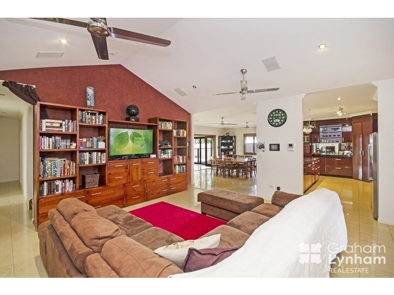 7 Edgewater Court, Idalia QLD 4811