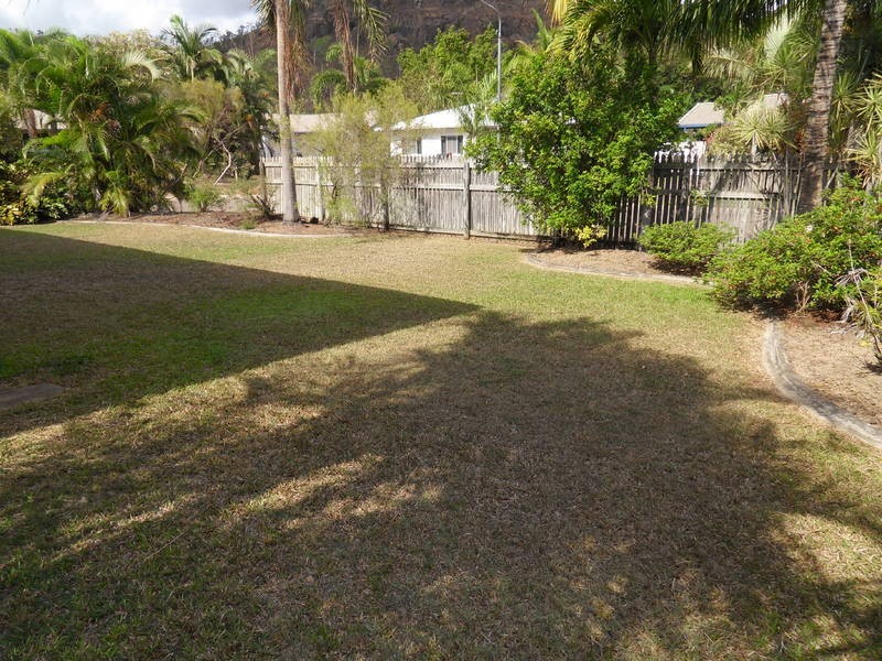 16 Coral Sea Crescent, Wulguru QLD 4811