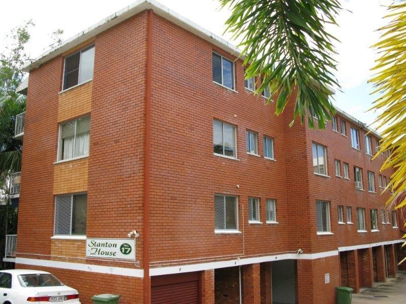 9/17 Stanton Terrace, North Ward QLD 4810