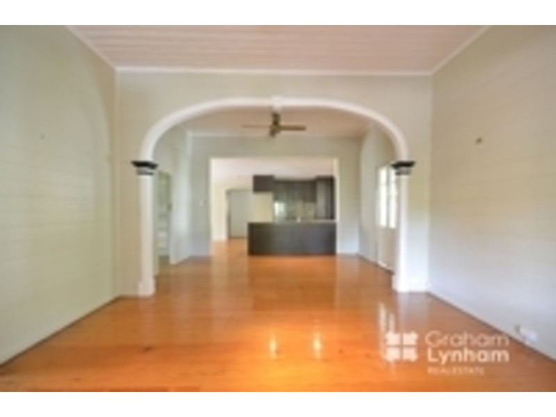 West End QLD 4810