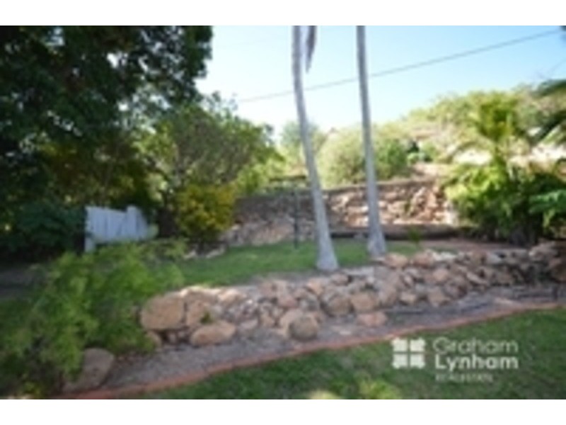 West End QLD 4810