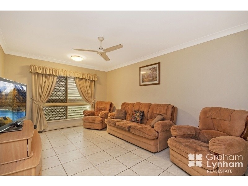 6 Angelus Place, Kirwan QLD 4817